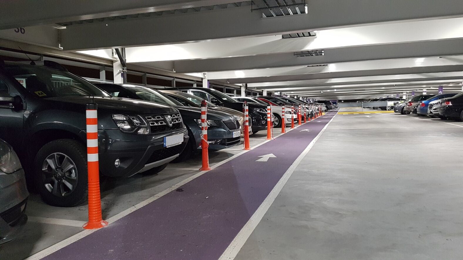 FlexBrite™ Flexibler Poller 1000 mm (Orange/Weiß)