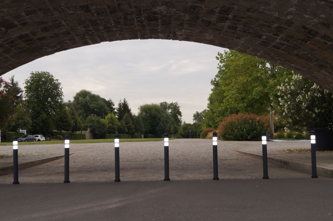 Flexbrite™ City Flexibler Poller