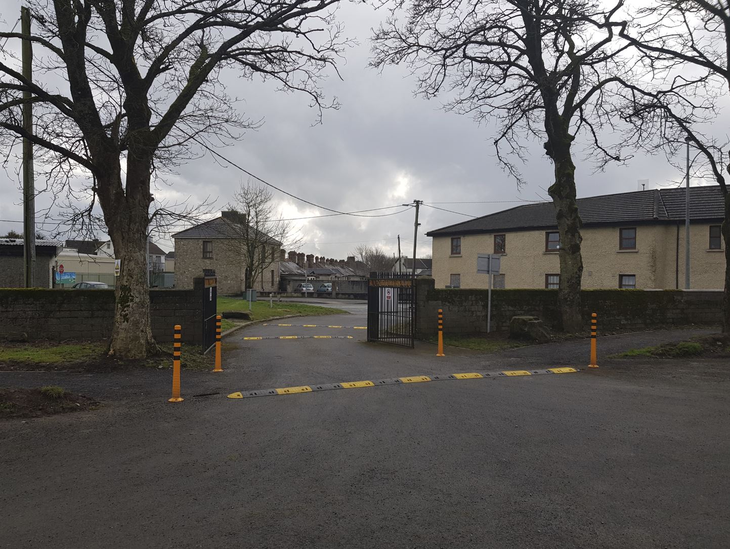 FlexBrite™ Flexibler Poller 1000 mm (Gelb/Schwarz)