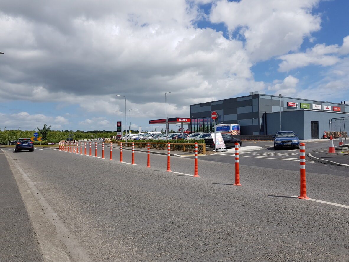 FlexBrite™ Flexibler Poller 1000 mm (Orange/Weiß)