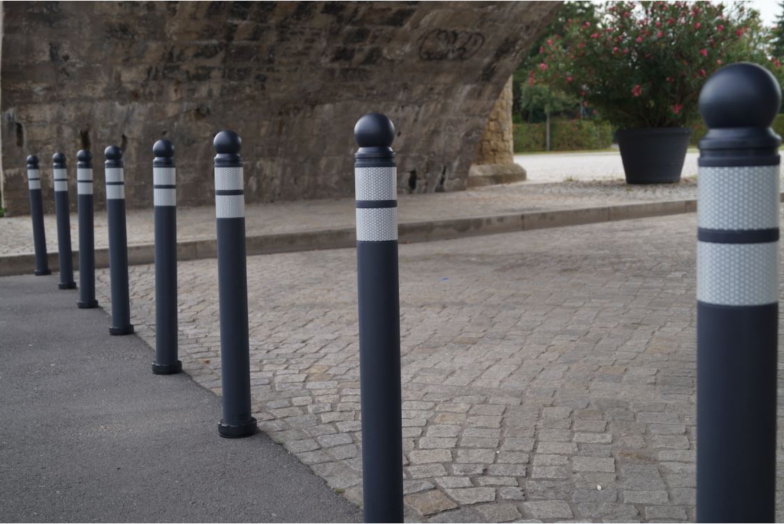 Flexbrite™ City Flexibler Poller