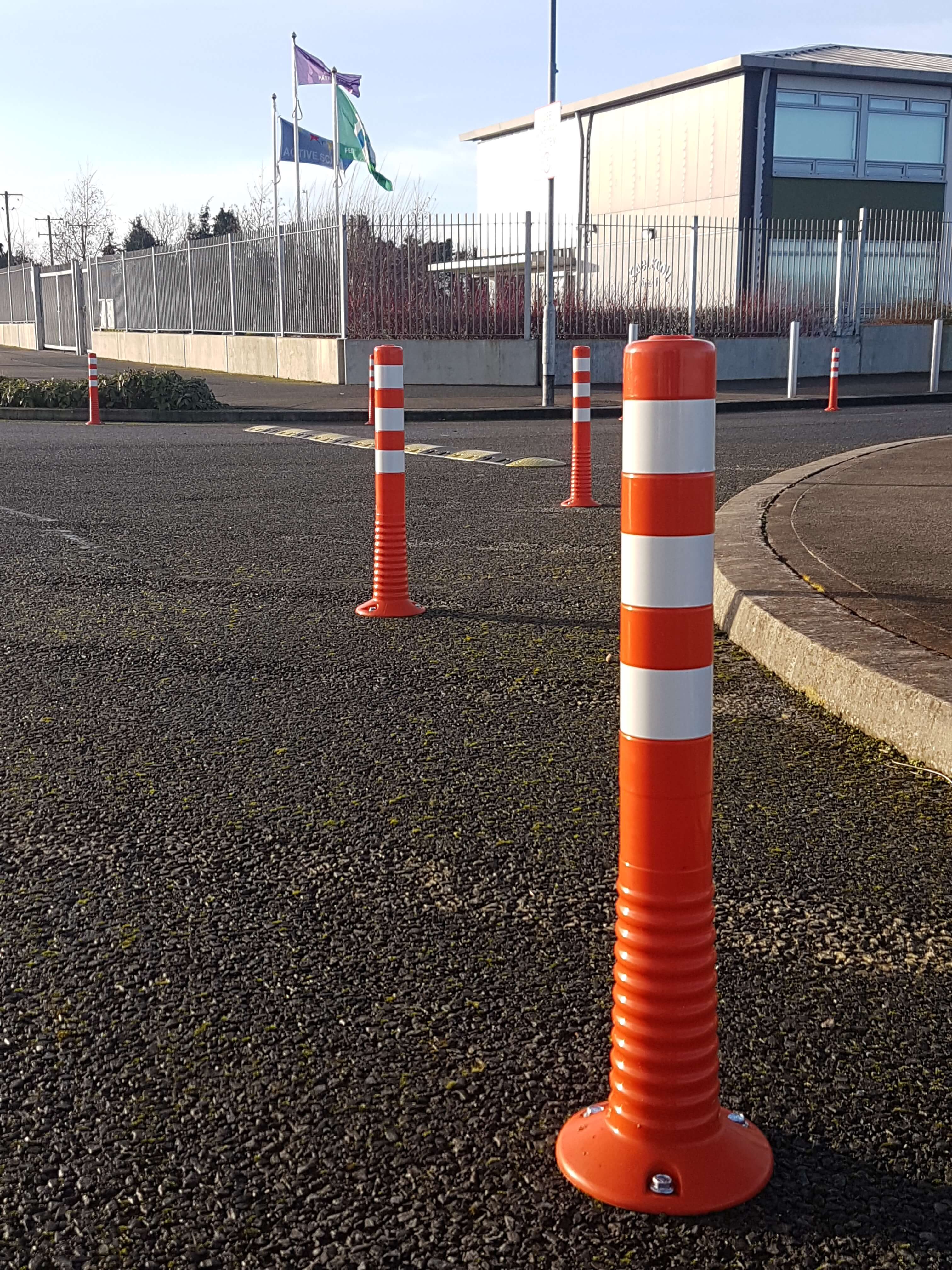 Flexbrite™ Flexibler Poller 750 mm (Orange/Weiß)